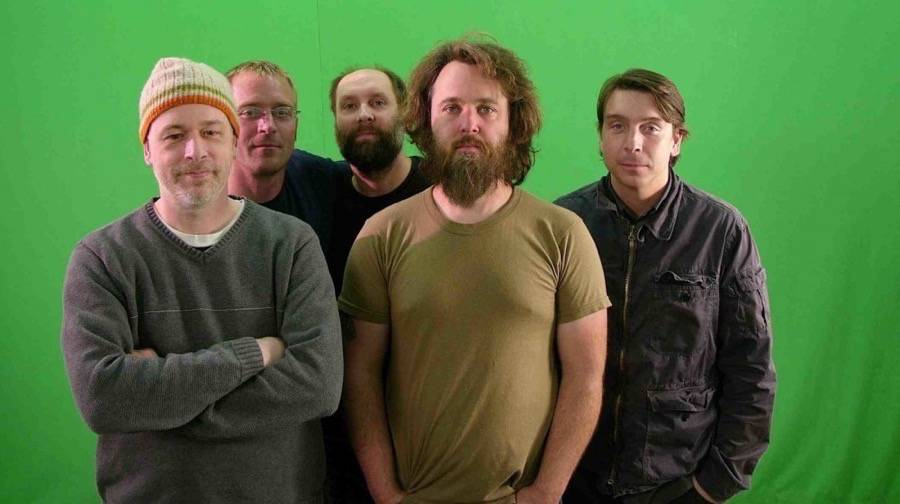 built to spill. Photo by kelly broich