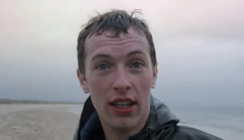Chris Martin, Yellow, Coldplay, still
