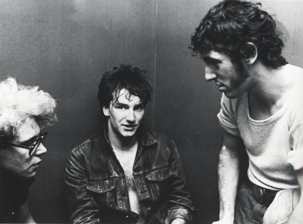 U2. Acrobati sulla scia luminosa di una stella morente - Stories