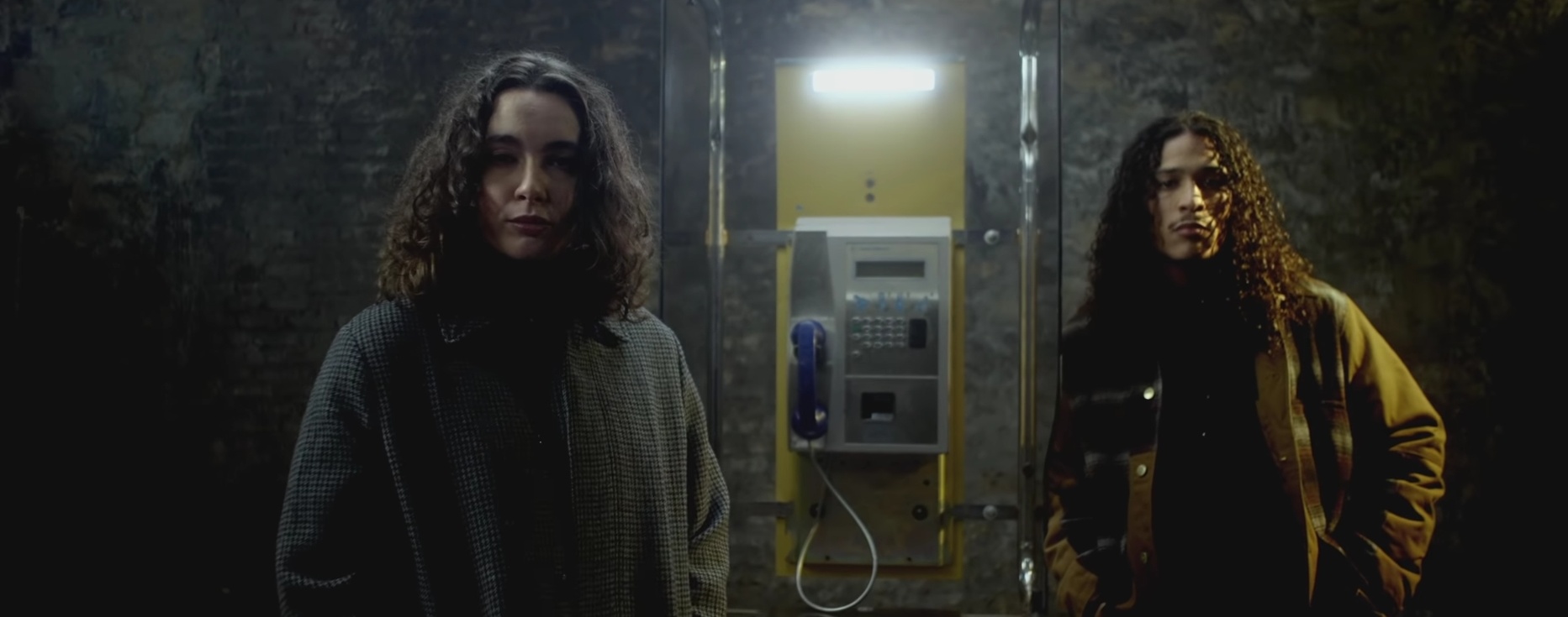 Madame e Hatik, still dal video di "Tu m'as compris" (2022)
