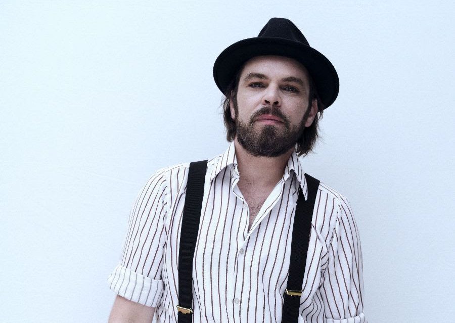 Gaz Coombes