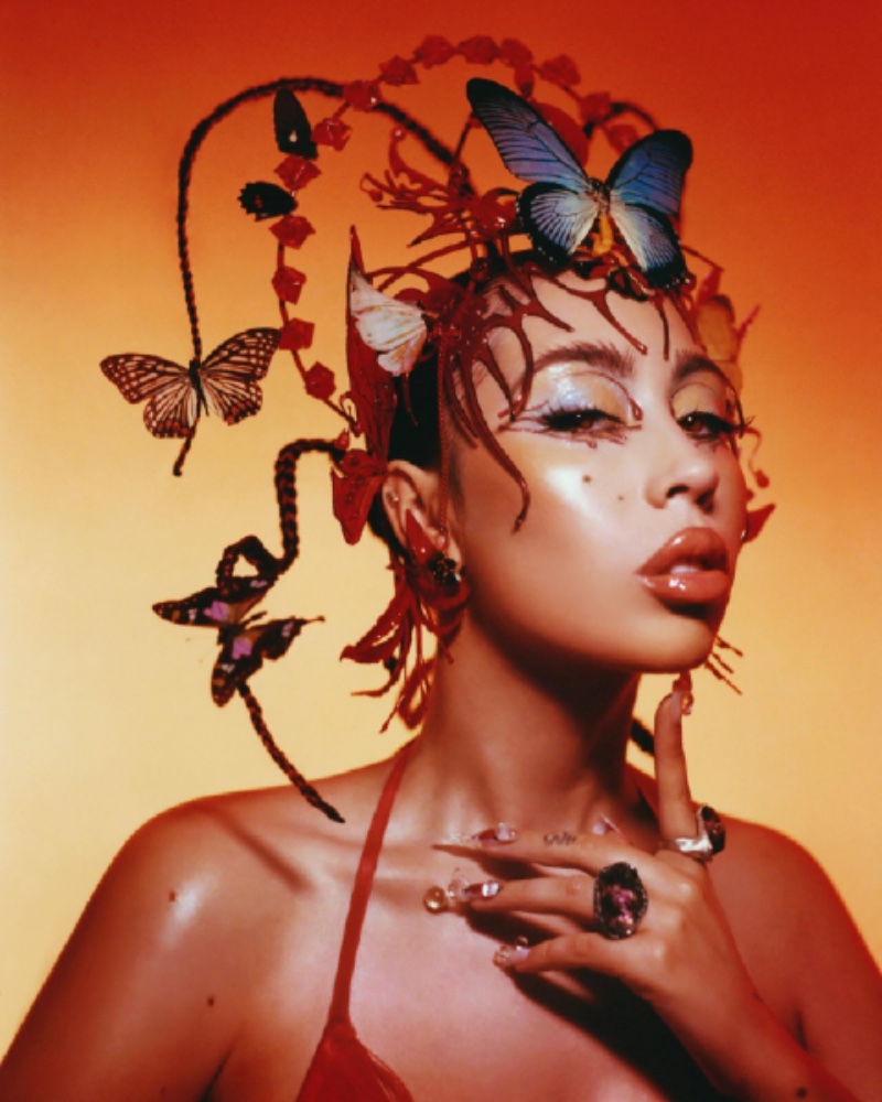 Copertina di Red Moon in Venus, Kali Uchis