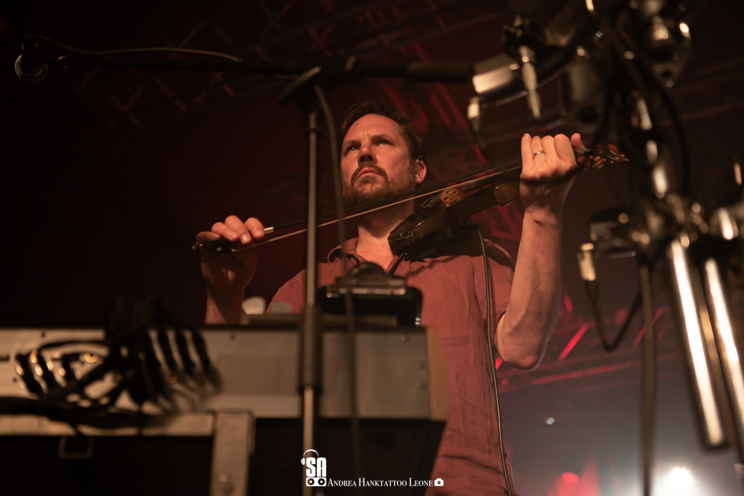 Deus Live ai Magazzini Generali di Milano, foto di Andrea Leone. (2023)