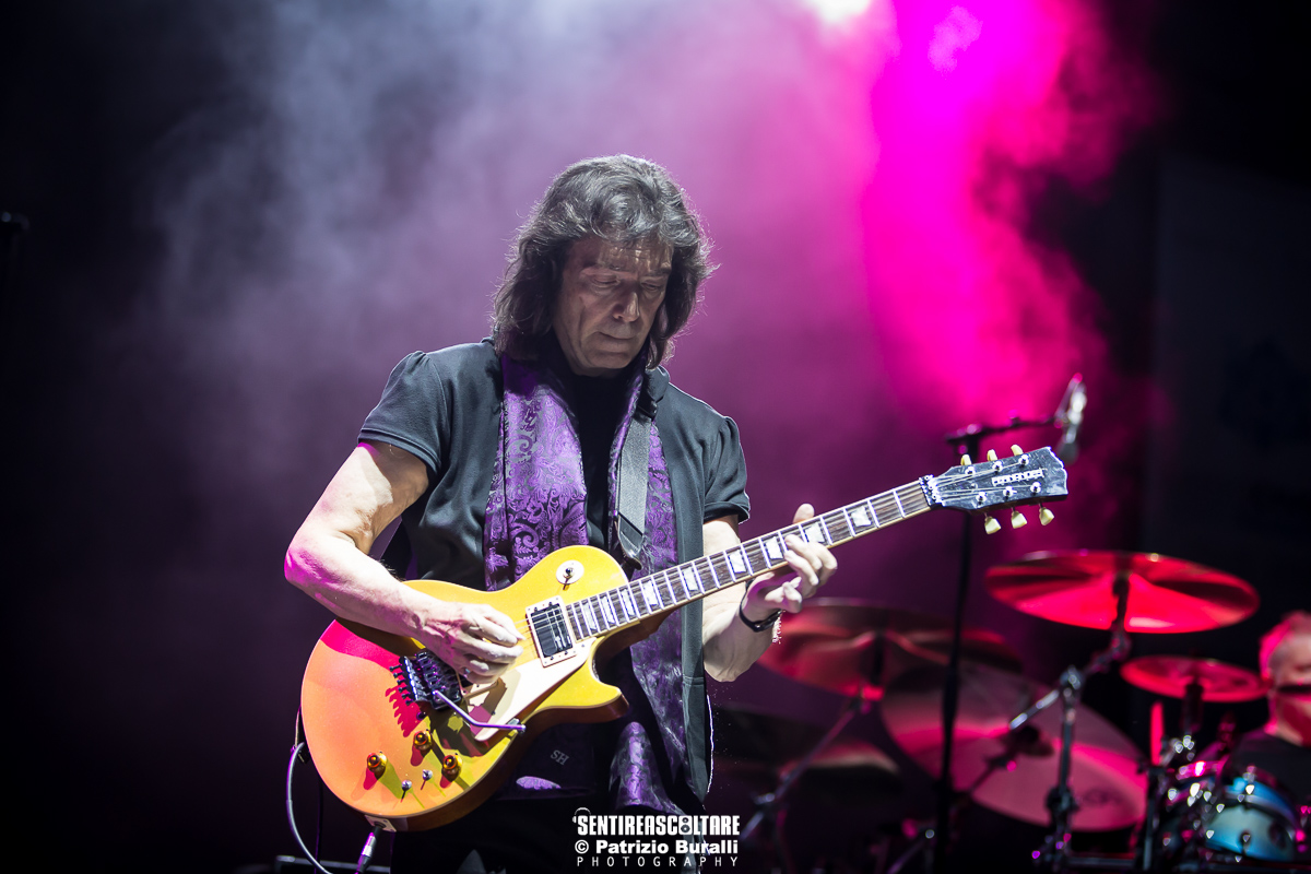 Steve Hackett Genesis Revisited live al Pistoia Blues Festival 2023, foto di Patrizio Buralli (2023)