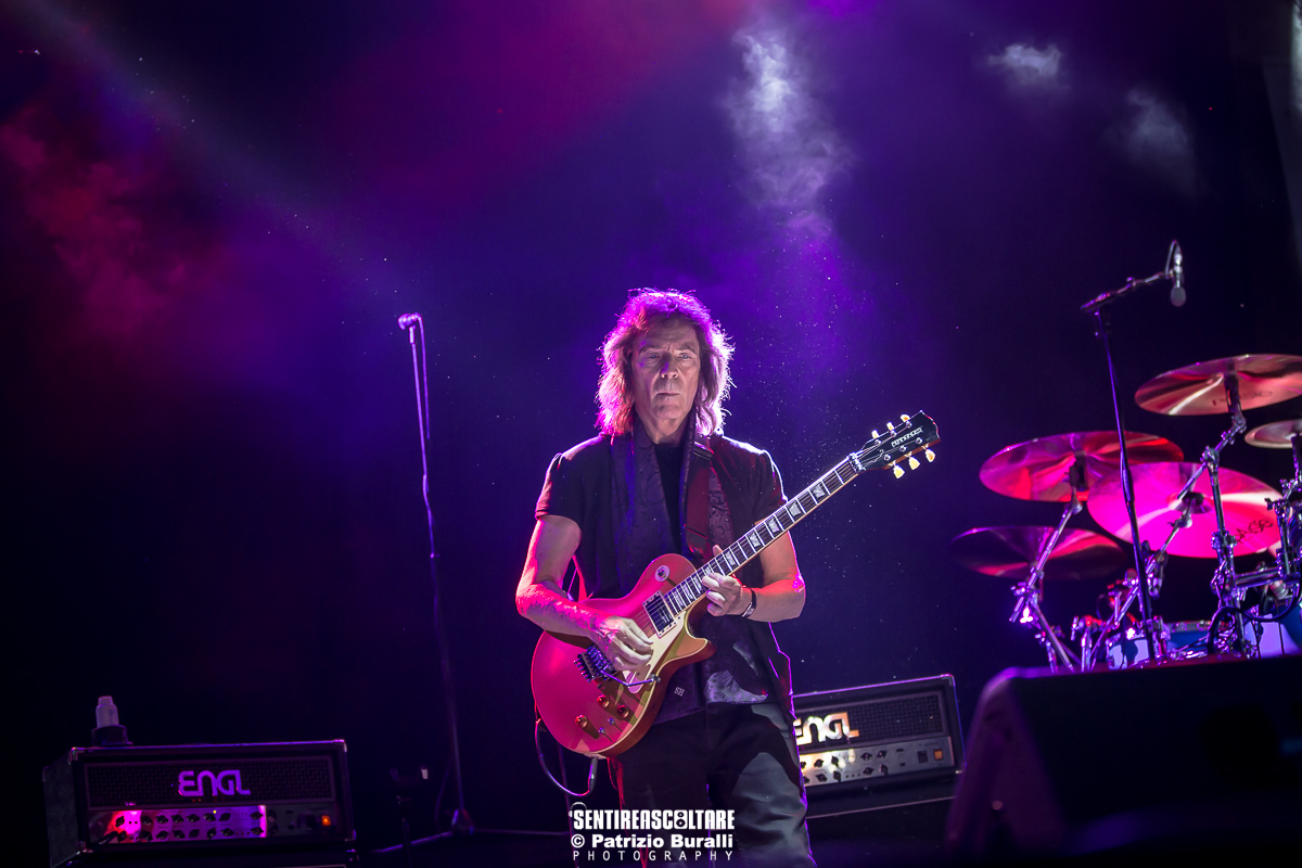 Steve Hackett Genesis Revisited live al Pistoia Blues Festival 2023, foto di Patrizio Buralli (2023)