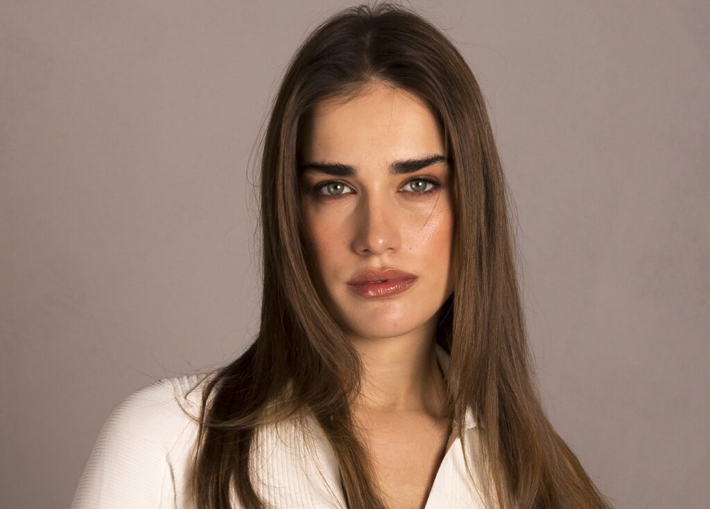 Clara