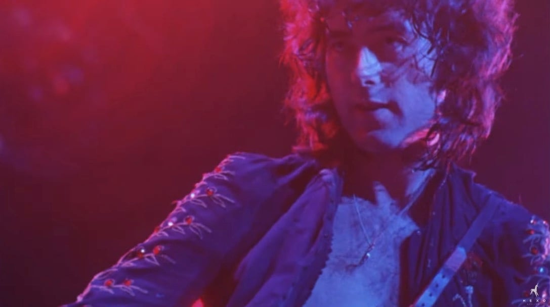 Jimmy Page dei Led Zeppelin in “The Song Remains The Same”