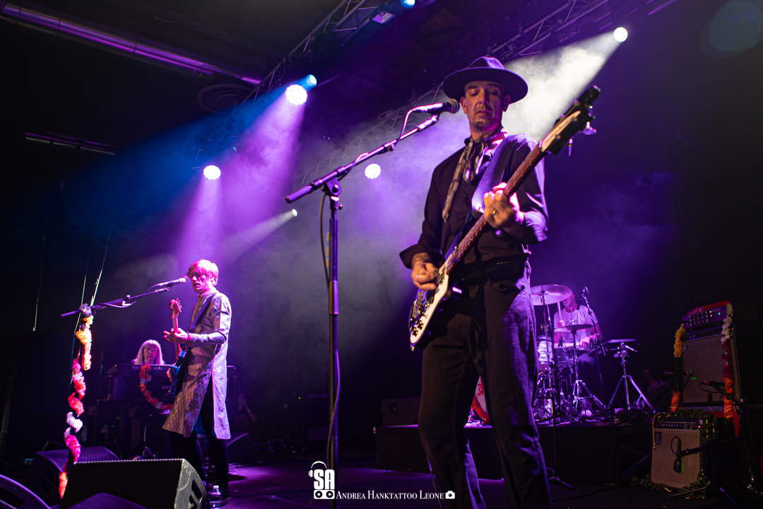 Kula Shaker live all'Alcatraz di Milano, foto di Andrea Leone (2024)