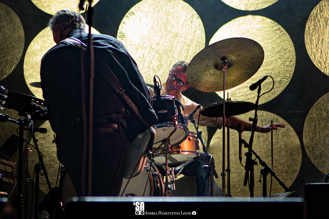 Calexico live al Castello Sforzesco di Milano, foto di Andrea Leone (2024)