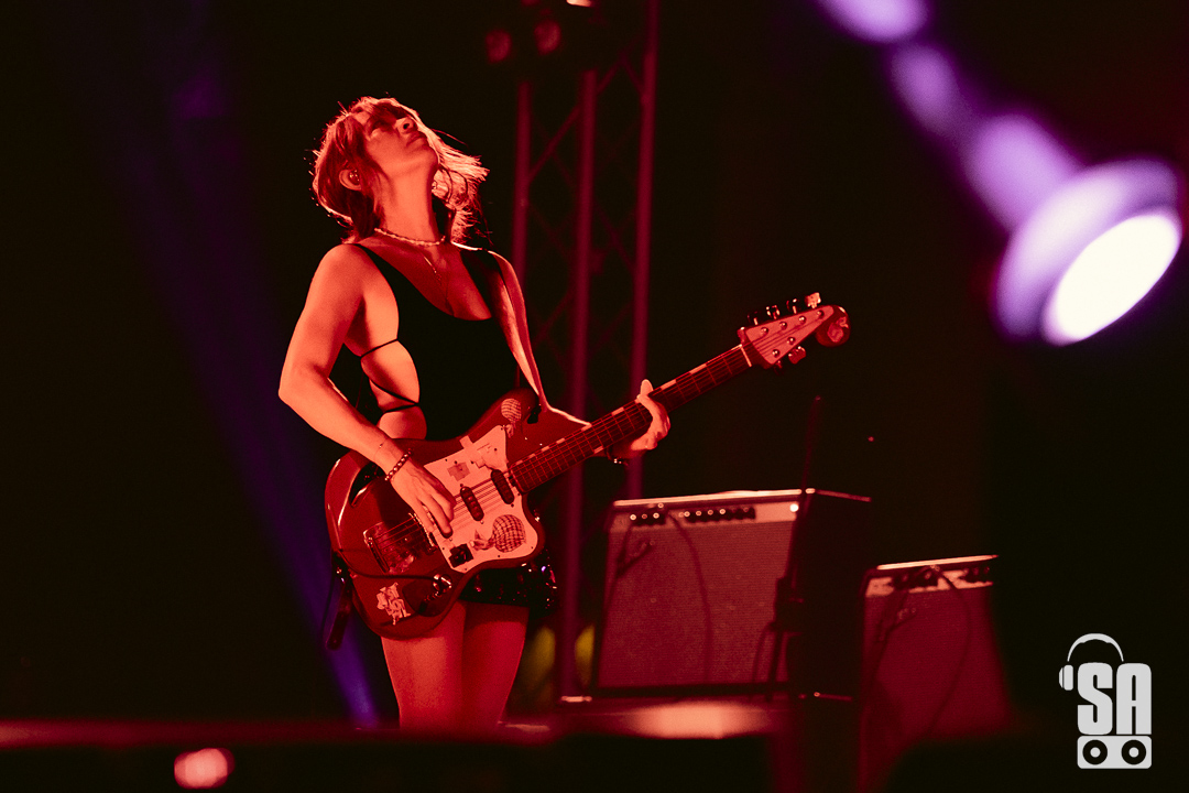 Blonde Redhead live al Teatro Romano di Ostia Antica, foto di Alice Blandini (2024)