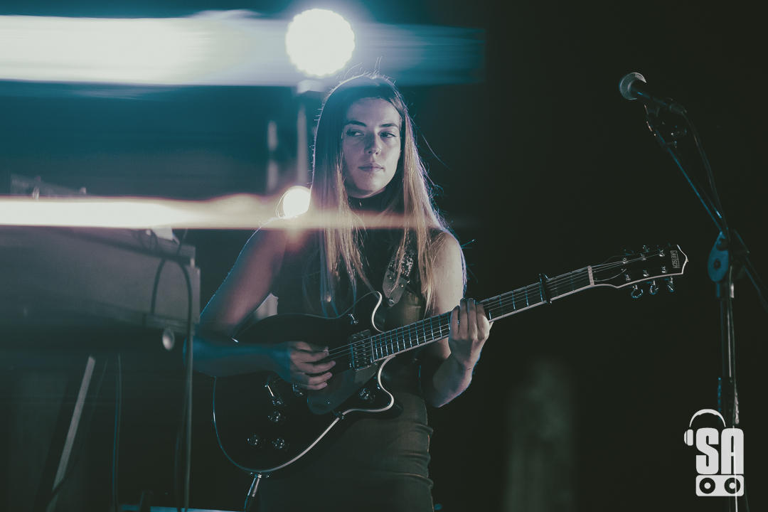 Tutto Piange live al Teatro Romano di Ostia Antica, foto di Alice Blandini (2024)