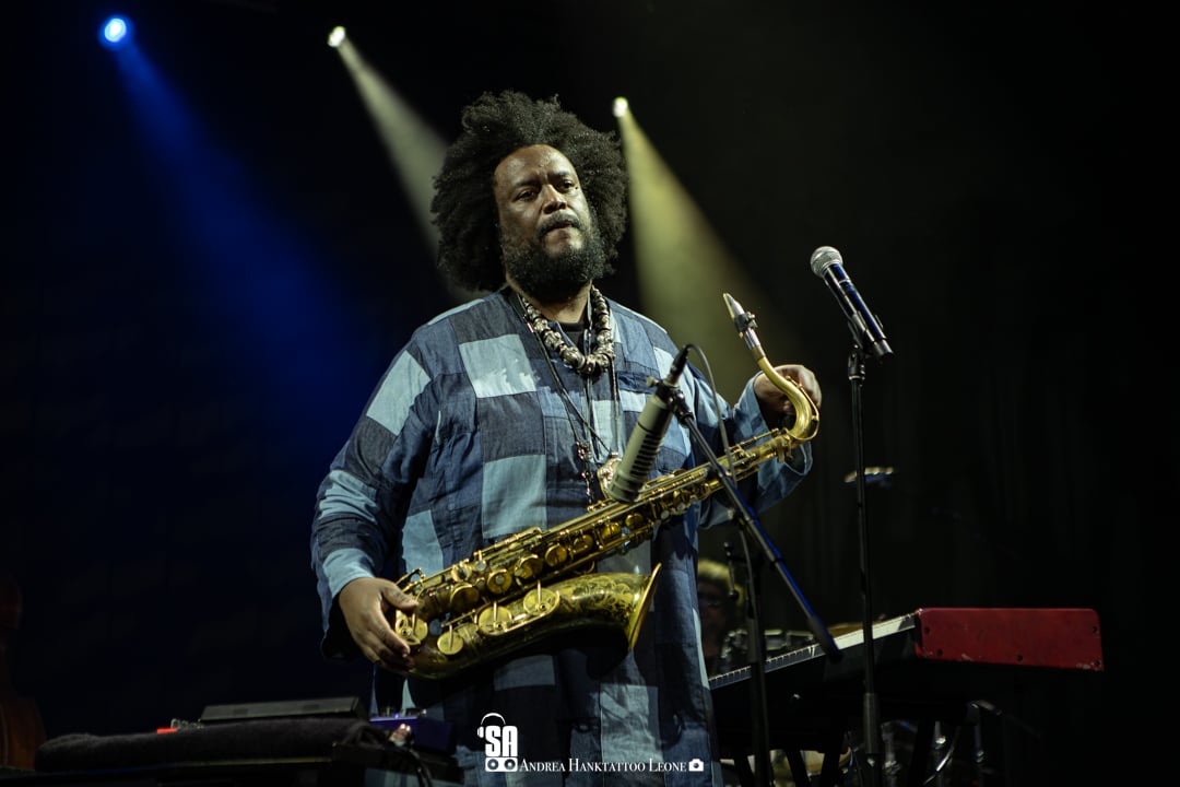 Kamasi Washington live all'Alcatraz di Milano, foto di Andrea Leone (2025)
