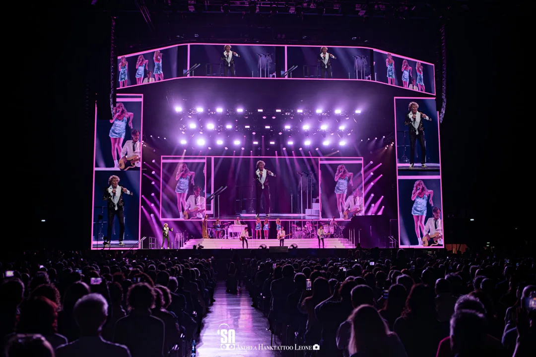 Rod Stewart live all'Unipol Forum di Assago, foto di Andrea Leone (2025)
