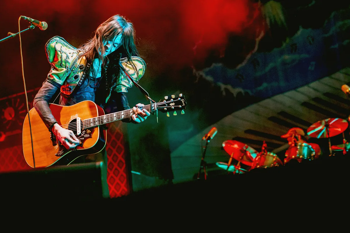Lucio Corsi, Sequoie Music Park, Bologna, 2025, foto di Francesca Sara Cauli