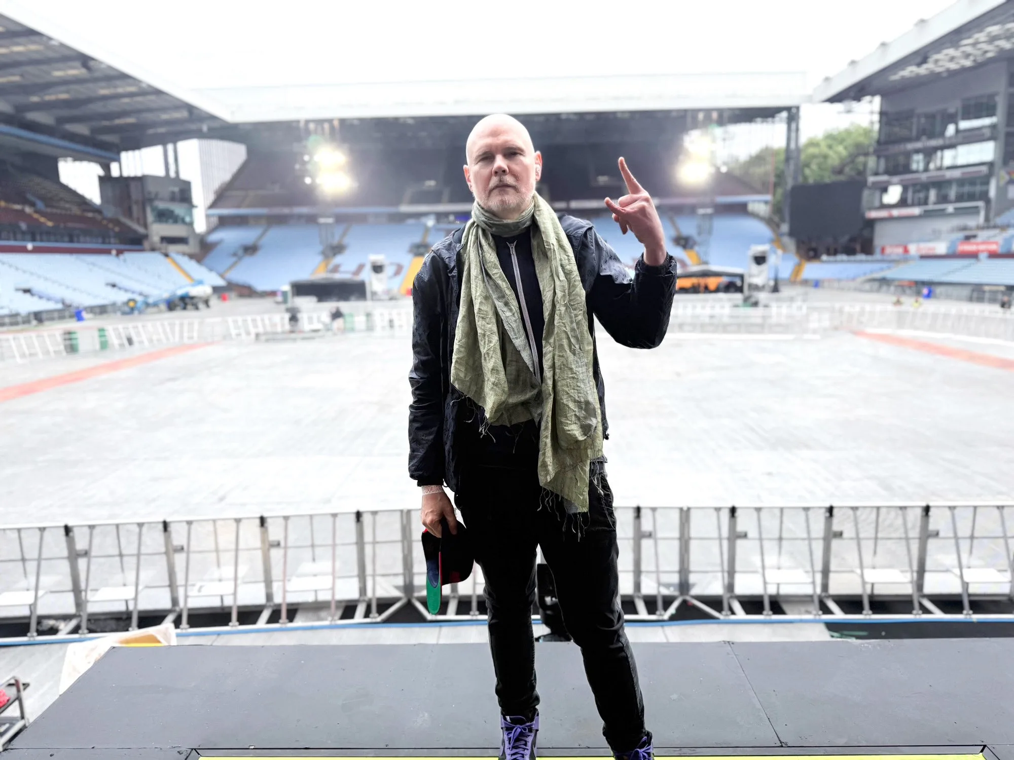 Billy Corgan a Villa Park per Back To The Beginning