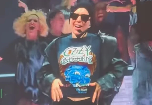 Lady Gaga omaggia Ozzy