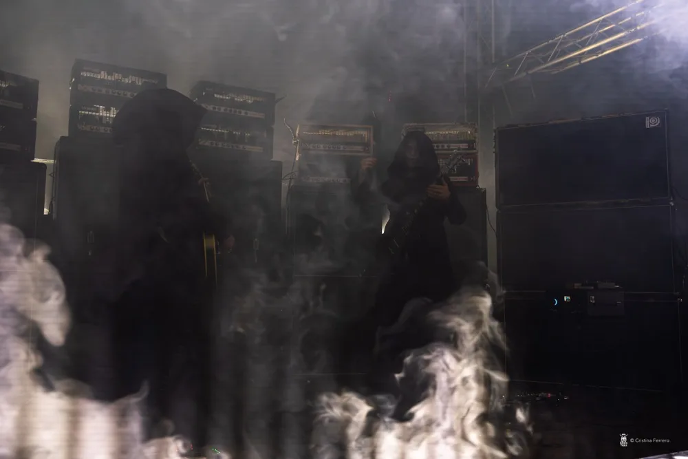 SUNN O)))