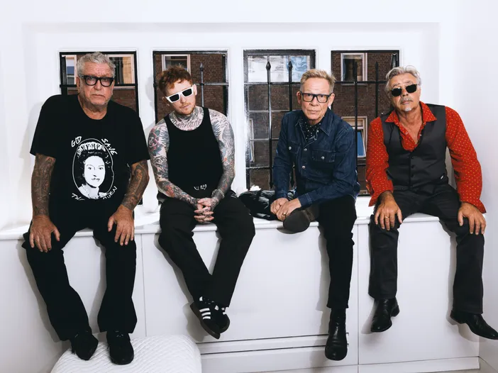 Sex Pistols featuring Frank Carter, foto per la stampa (2026)